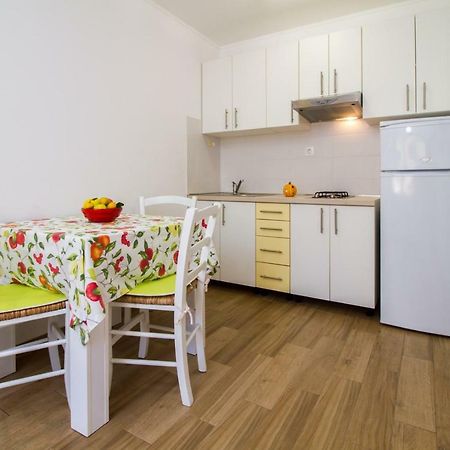 Studio Apartment Zeljka Pula Zewnętrze zdjęcie